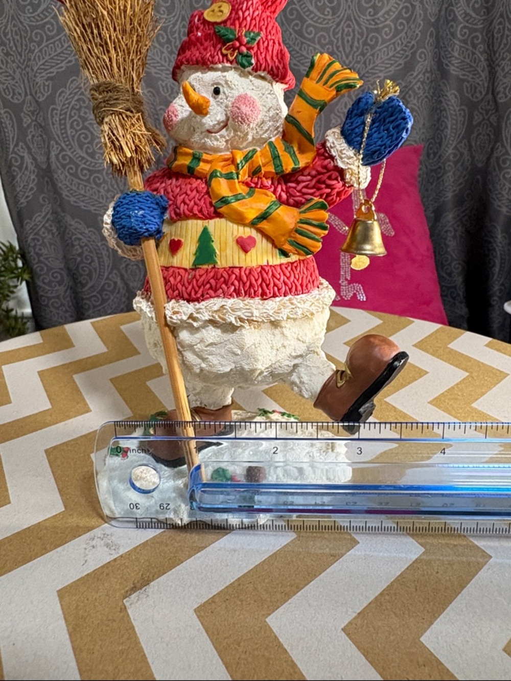 Vintage Resin Snowman with Cardinal and Bell - Classic Christmas Collection - Picture 16 of 16